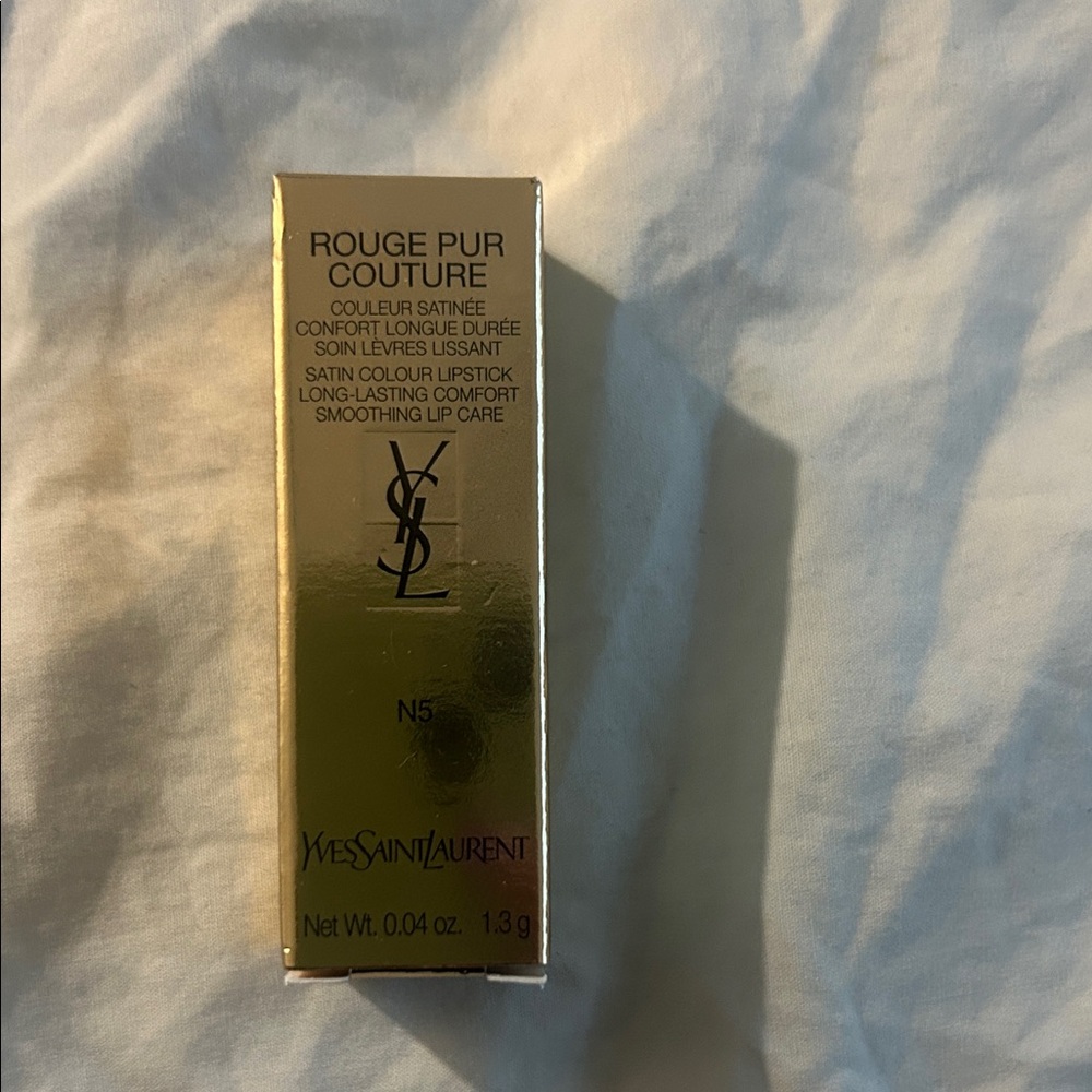 Yves Saint Laurent Rouge Pur Couture in Gold